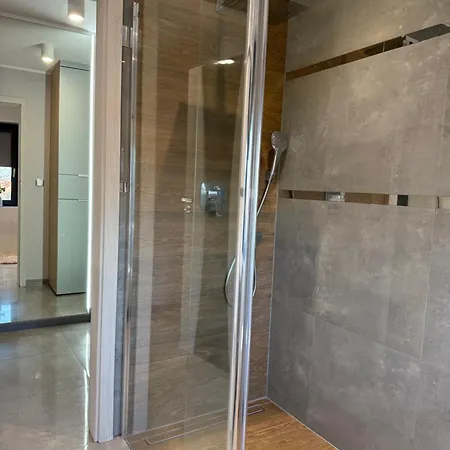 Greenhills 2 Apartment Walbrzych